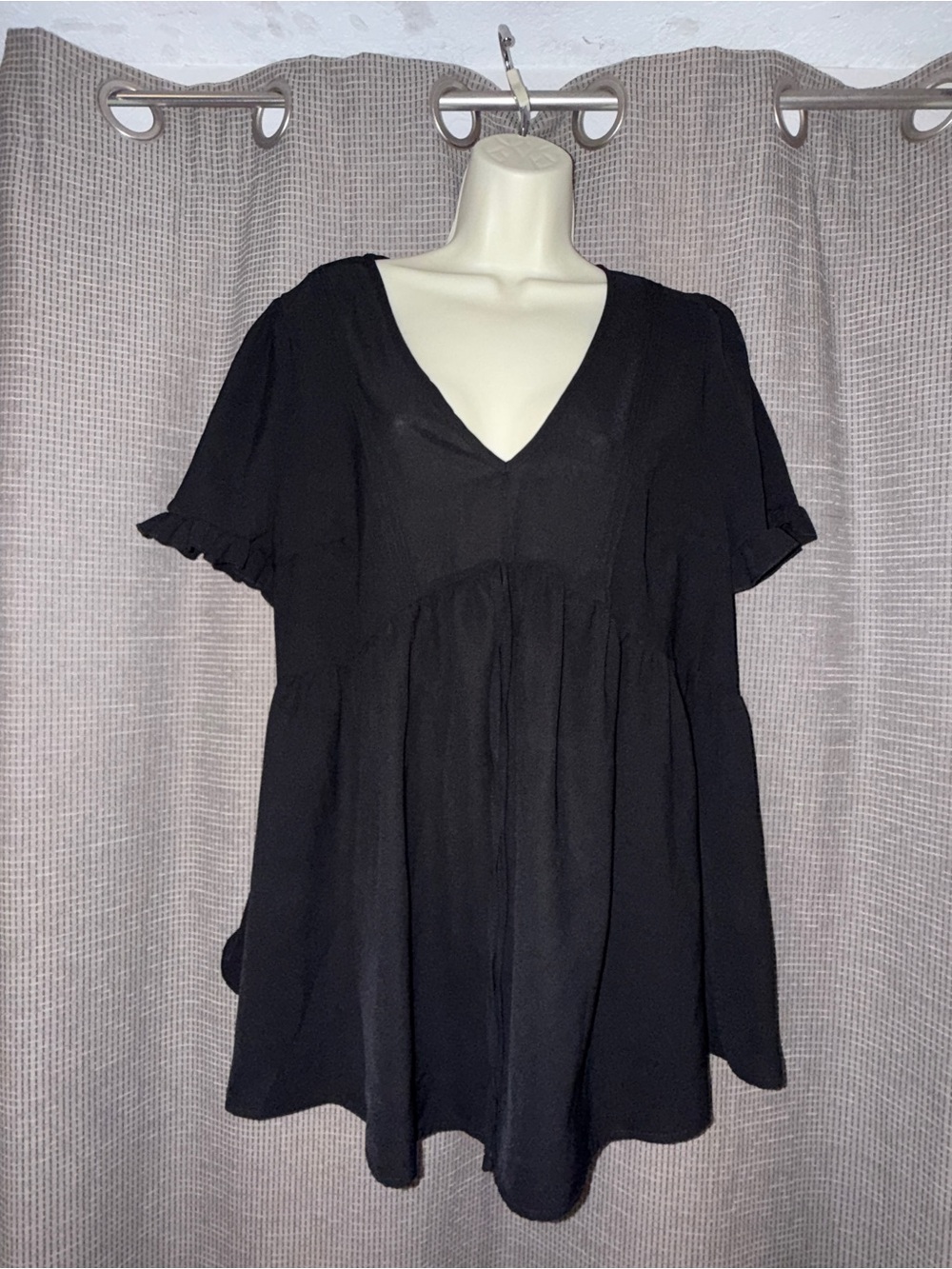 Black V-Neck Short Sleeve Babydoll Top